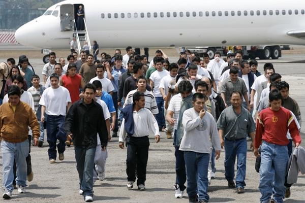 Deporta Biden más migrantes illegales que Trump en el mismo periodo