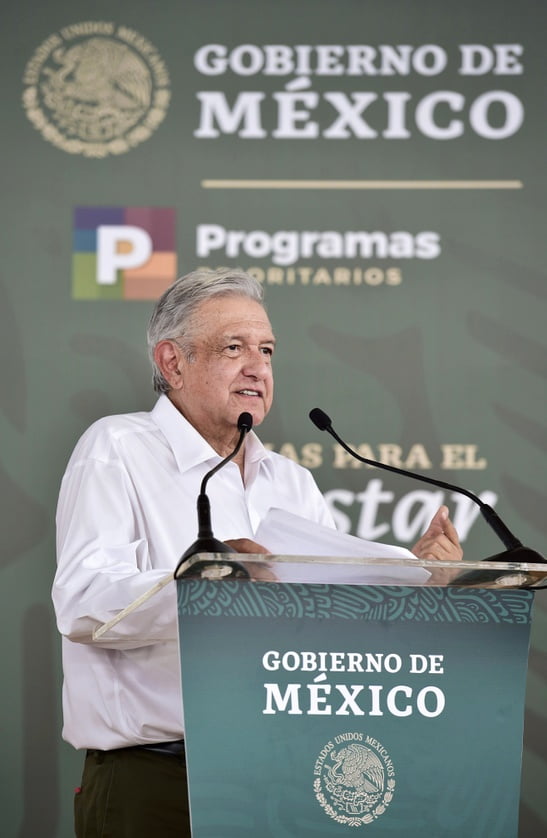 Regreso a clases presenciales en agosto es inminente, sentencia López Obrador