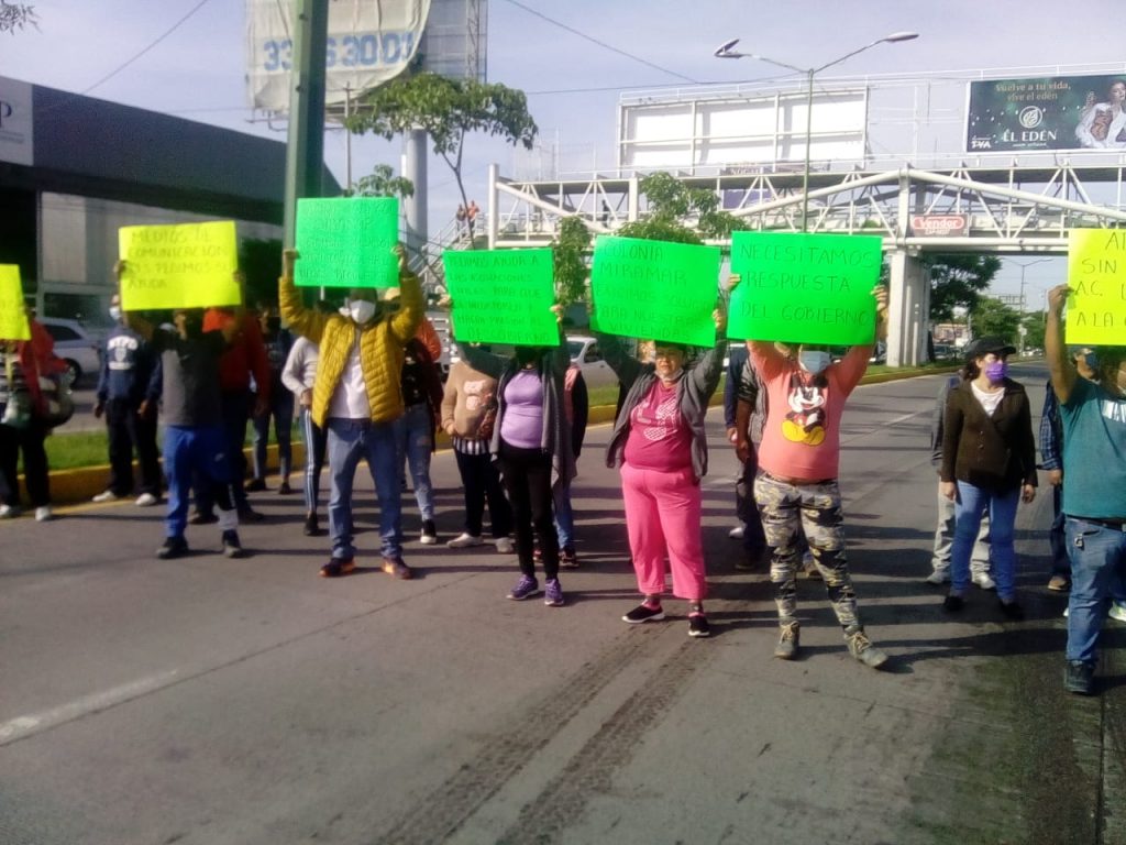 Damnificados por lluvias en Miramar hacen protesta
