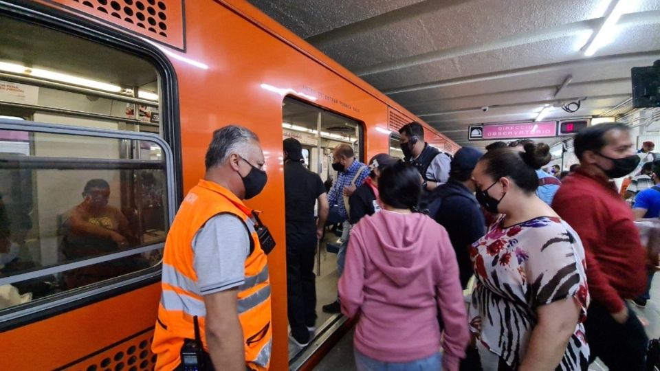 Piden autoridades no trasladar pirotecnia en el Metro
