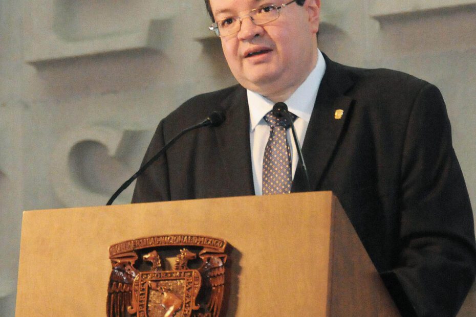 Defiende Leonardo Lomelí actuación de la UNAM en la sociedad mexicana