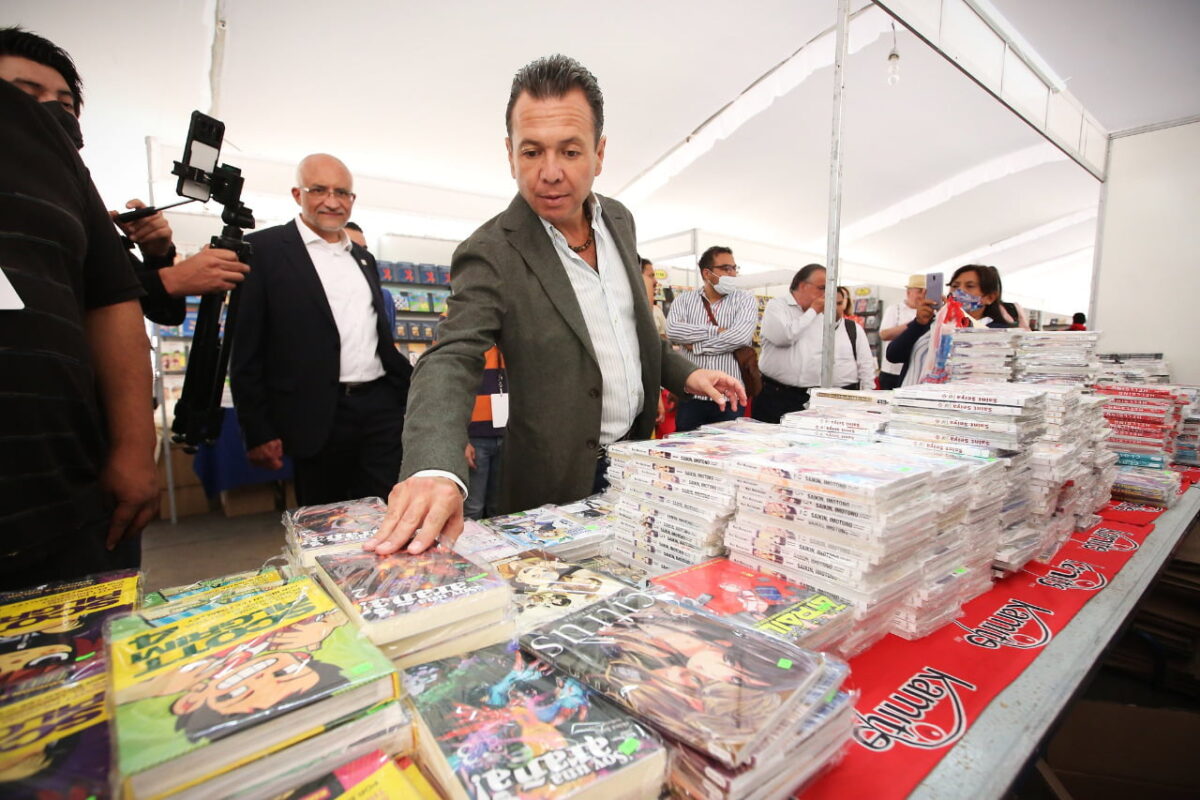 Magno remate de libros