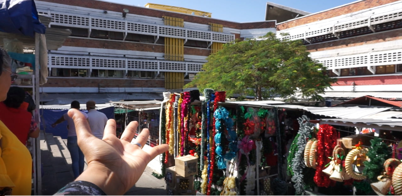 TIANGUIS NAVIDEÑO DE SAN JUAN DE DIOS
