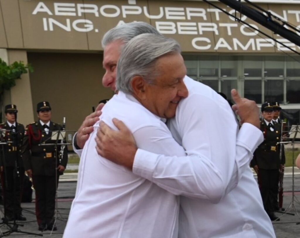 López Obrador entrega 'Orden Mexicana Águila Azteca' al presidente de Cuba Díaz-Canel