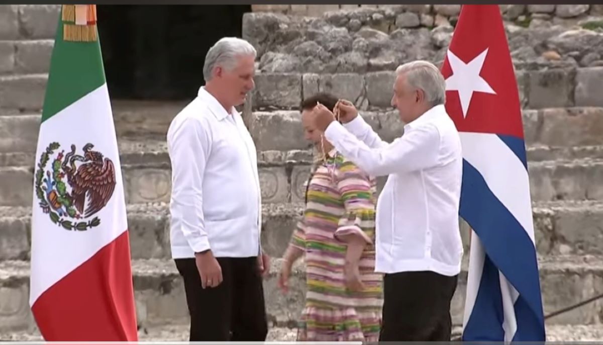 López Obrador entrega la Orden Mexicana Águila Azteca al presidente de Cuba Díaz-Canel