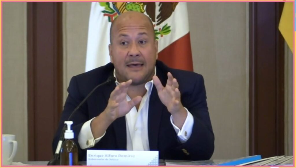 Alfaro aclara que en Jalisco no se distribuirán los nuevos libros de texto por un asunto legal