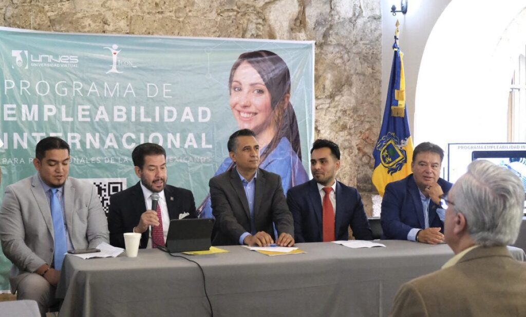 Firman convenio en beneficio de profesionistas de la salud en Jalisco