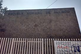 Conmemoran 131 aniversario de la Escuela Normal de Jalisco