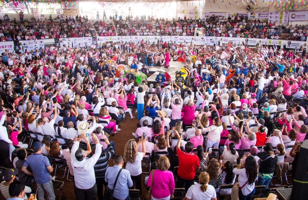 Reconoce Xóchitl a la agrupación «Confío en México» como impulsora de su candidatura