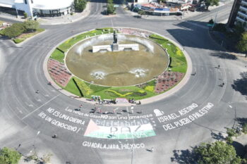 pintan minerva a favor de la libertad en palestina