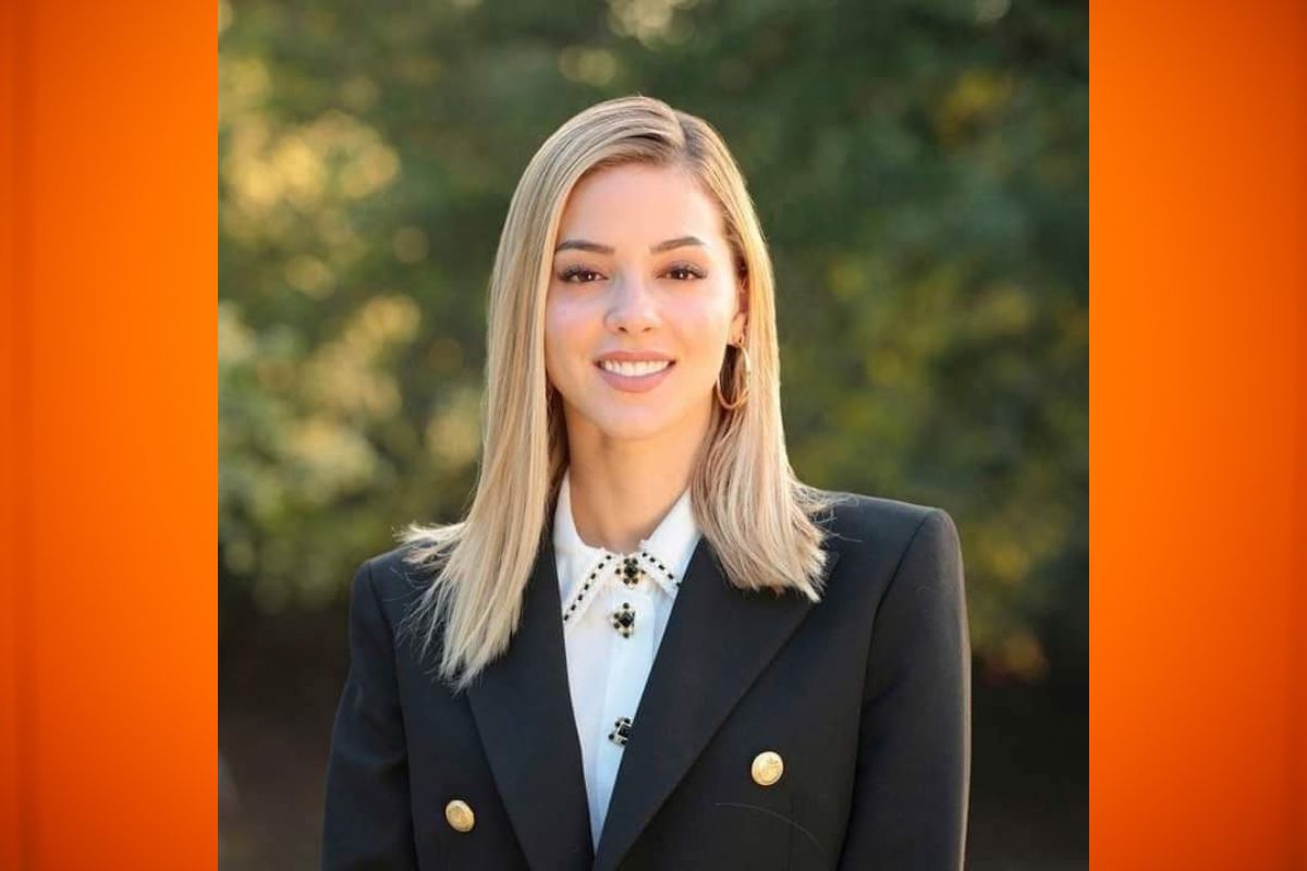 Mariana Rodríguez se registra como precandidata