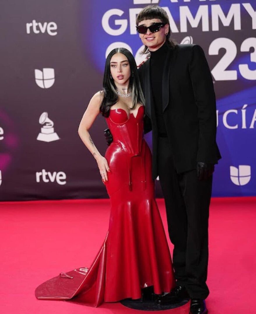 Nicki Nicole y Peso Pluma