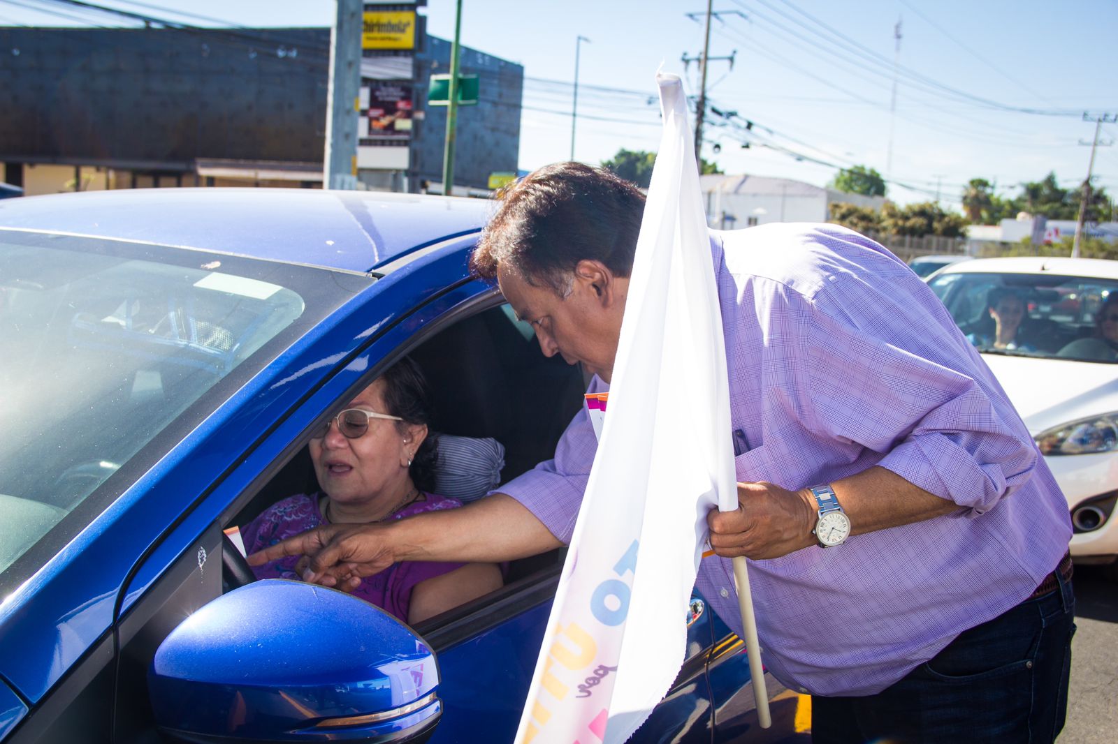 Automovilistas rechazan partidos y apoyan el voto útil