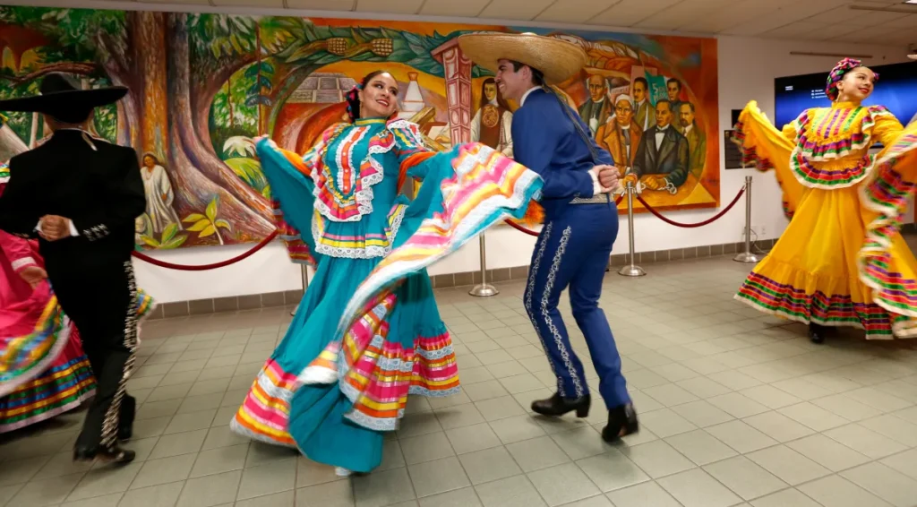 La gira "México en el Corazón 2024", promueve cultura e identidad mexicana