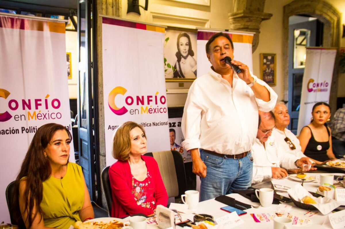Confío exhorta abogados a defender la democracia mediante el Voto Útil