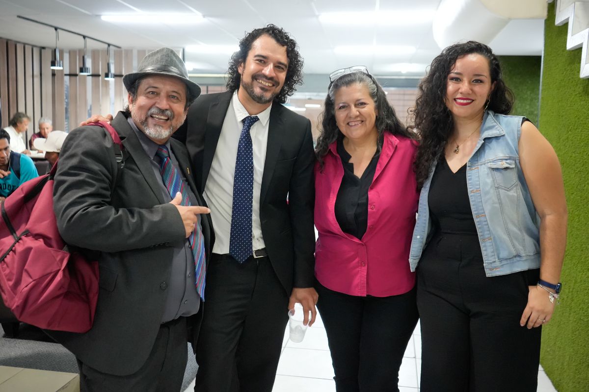 adrian rangel - David Renteria - paola cordova - aida rodriguez