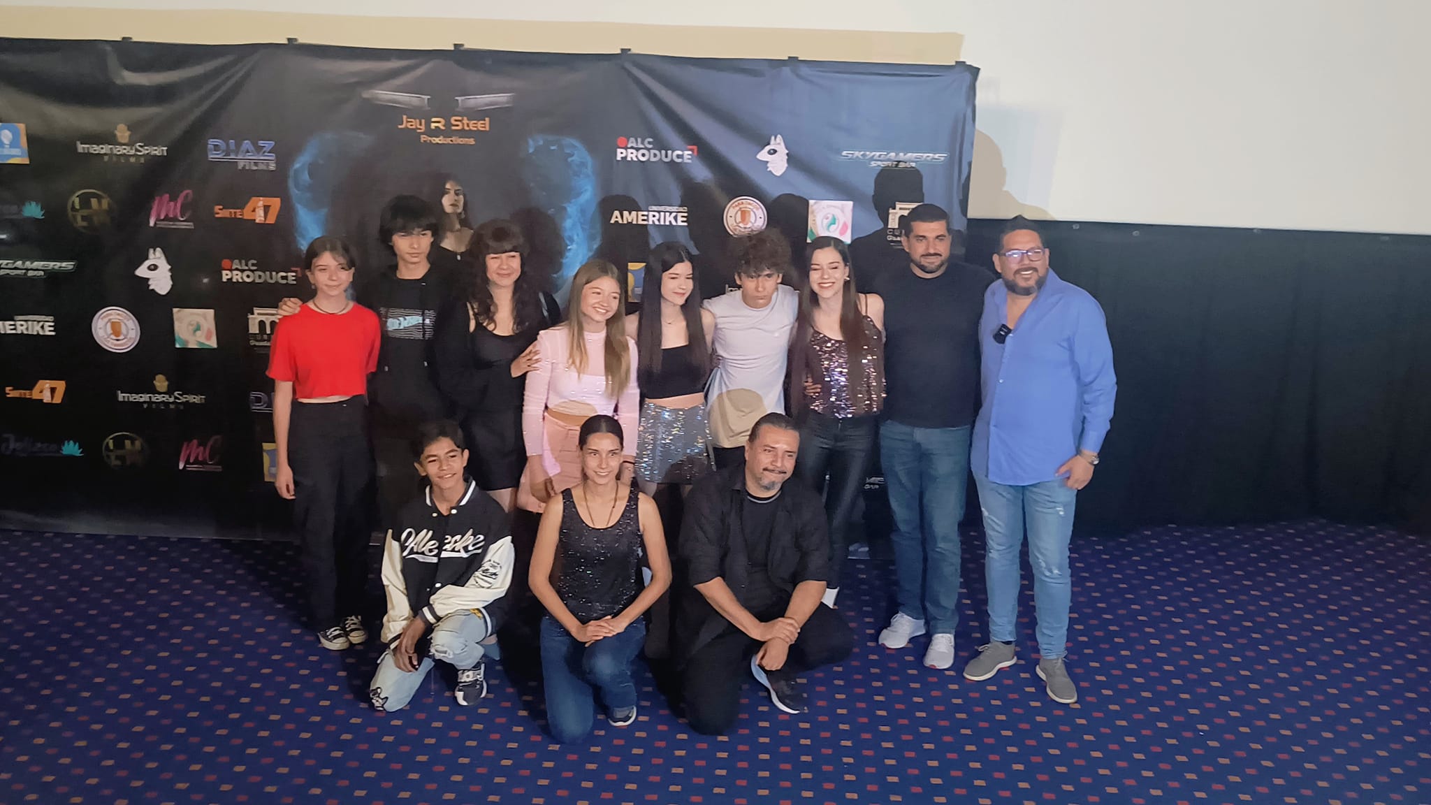 elenco la bruja del bosque oscuro