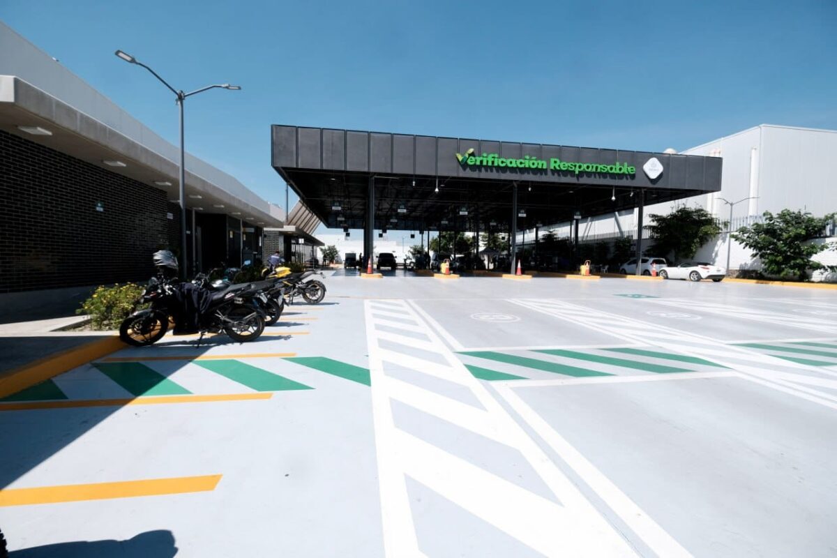 Lemus sostiene que verificación vehicular será gratuita y al 3 x 1