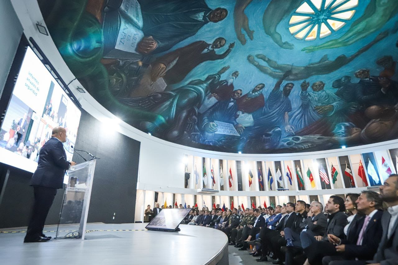 Alfaro presenta su sexto informe de seguridad, destacó índices a la baja en un 65%