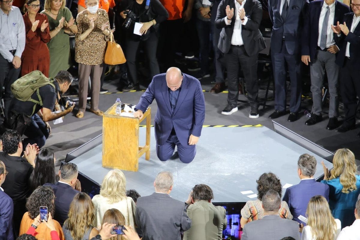 Alfaro se va de México: “Tengo 51 años, todavía podría aguantar una última aventura"