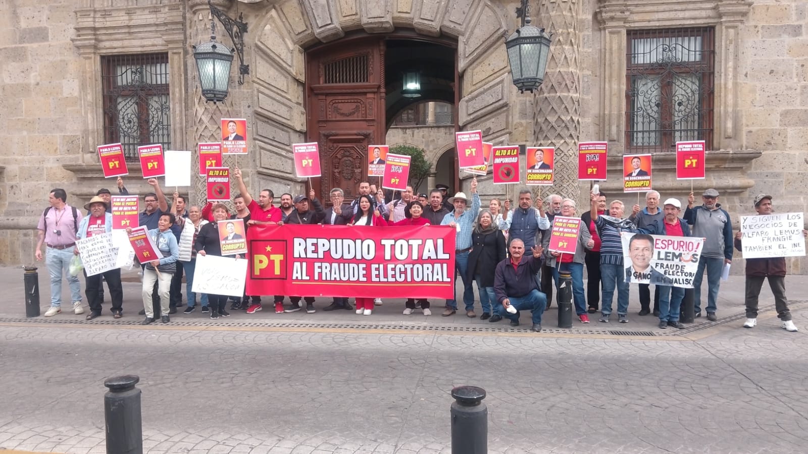 WhatsApp Image 2024 12 10 at 5.30.49 PM 2