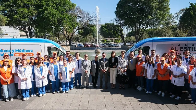 MEDICOS Médicas y Médicos de Jalisco en tu Hogar