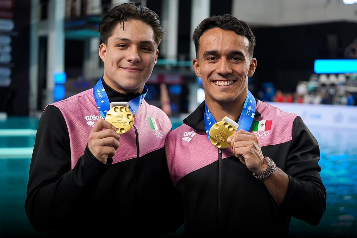 2 Osmar Olvera con Juan Celaya oro
