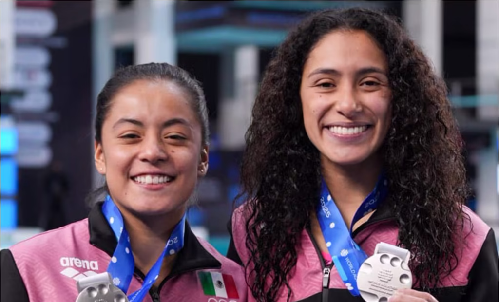 5 Alejandra Estudillo y Gabriela Agundez plata Día histórico para México