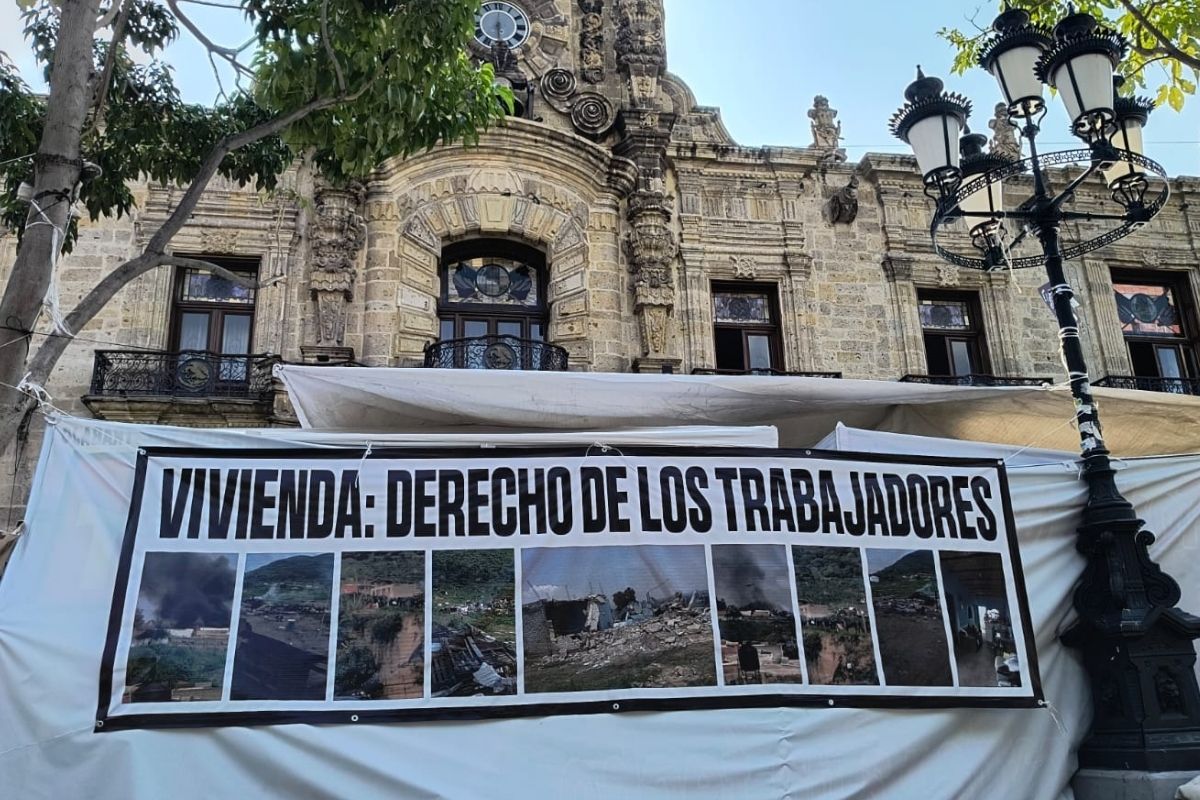 autoridades desalojan familias en san sebastian del grande 1