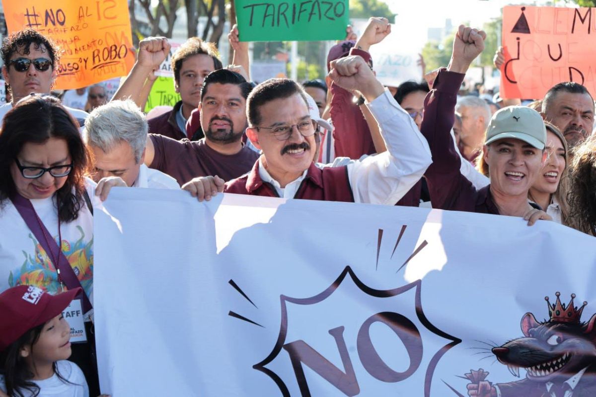 carlos lomeli marcha