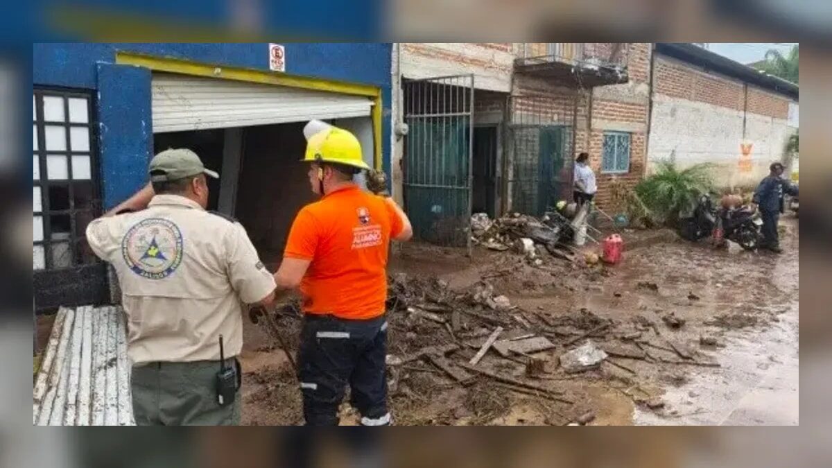 Zapotlanejo bajo el agua: Inundaciones afectan decenas de viviendas y movilizan a la comunidad