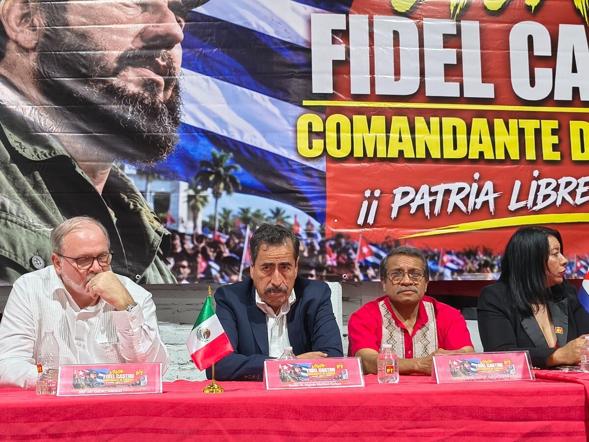 José Luis Sánchez González, líder del PT Jalisco, en el evento.