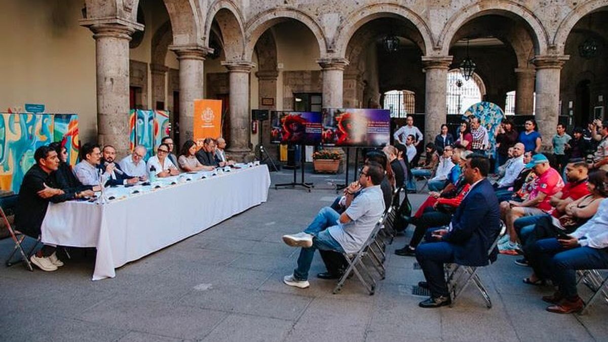Guadalajara celebra 20 años del Desfile de Muertos: Actividades culturales y terror en Scream Park
