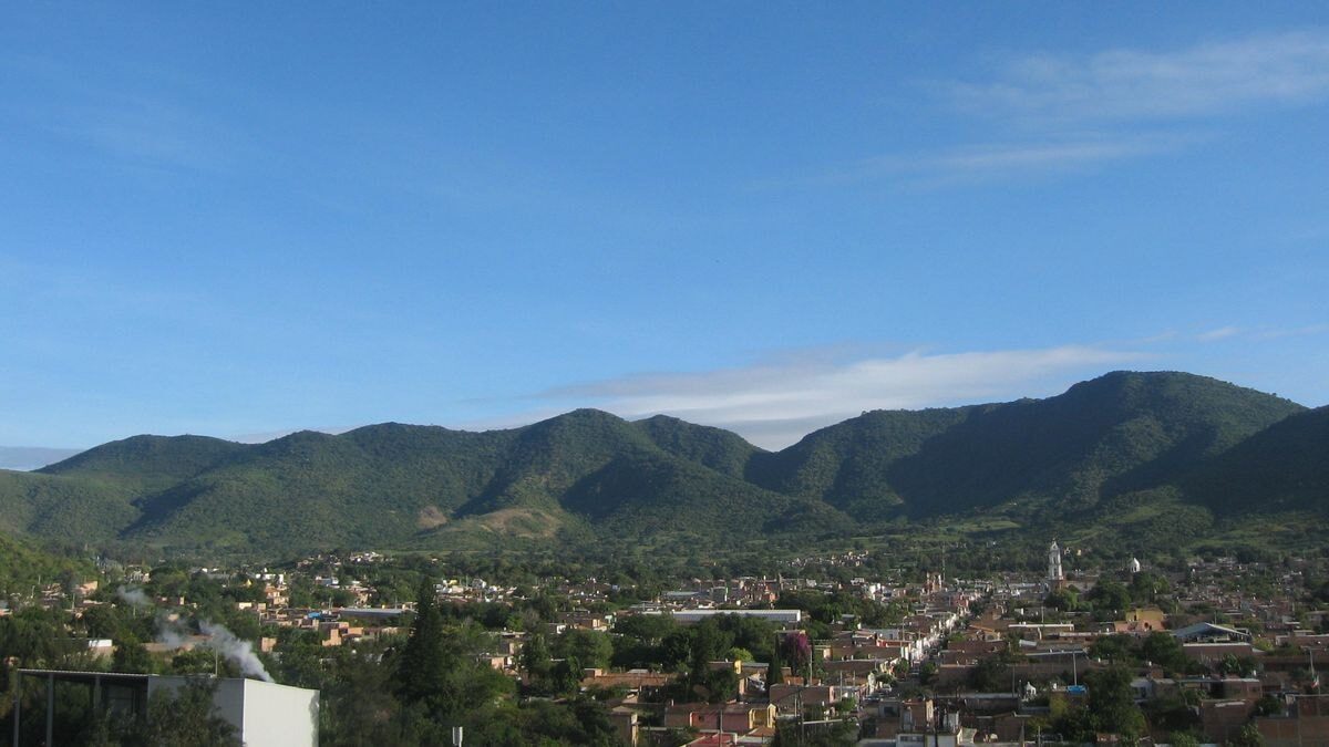 Incendio en Tlajomulco deja un muerto: Tragedia en edificio de departamentos