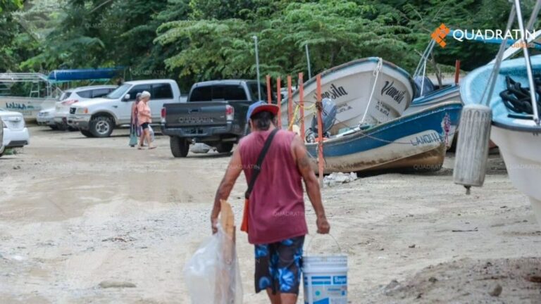 Trasladan a 327 personas en Jalisco por Simón: 15 albergues activos en zonas costeras